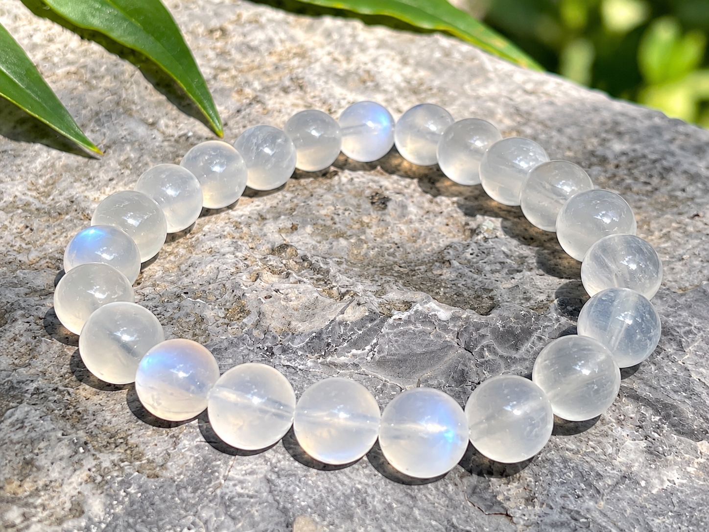 White moonstone bead bracelet